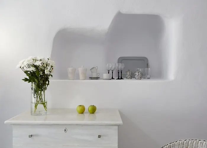 Elegant Santorini House 2 Bedroom Caldera View Hot-tub Villa Tholos (Santorini)