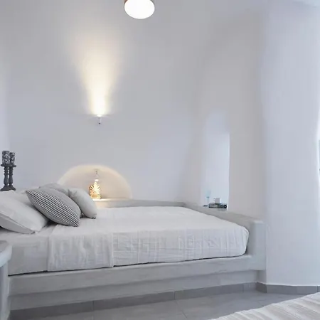 Elegant Santorini House 2 Bedroom Caldera View-outdoor Hot Tub Oia * Θόλος