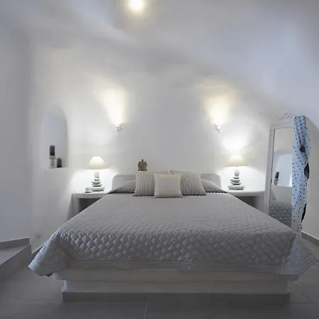 Elegant Santorini House 2 Bedroom Caldera View-outdoor Hot Tub Oia Θόλος